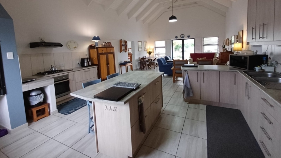 3 Bedroom Property for Sale in Britannia Bay Western Cape